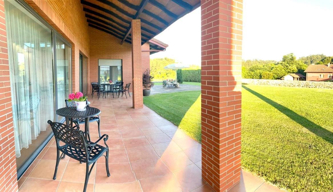 Villa Monasterio Camargo Exterior foto